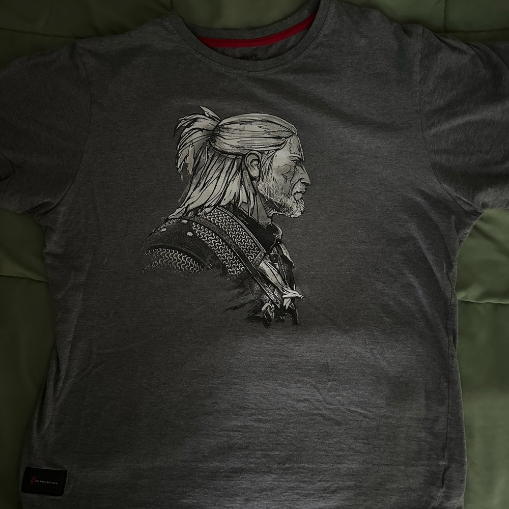 Witcher Geralt Of Rivia The Wild Hunt Shirt Extra Large XL CD Projekt Red